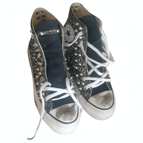 black glitter converse trainers