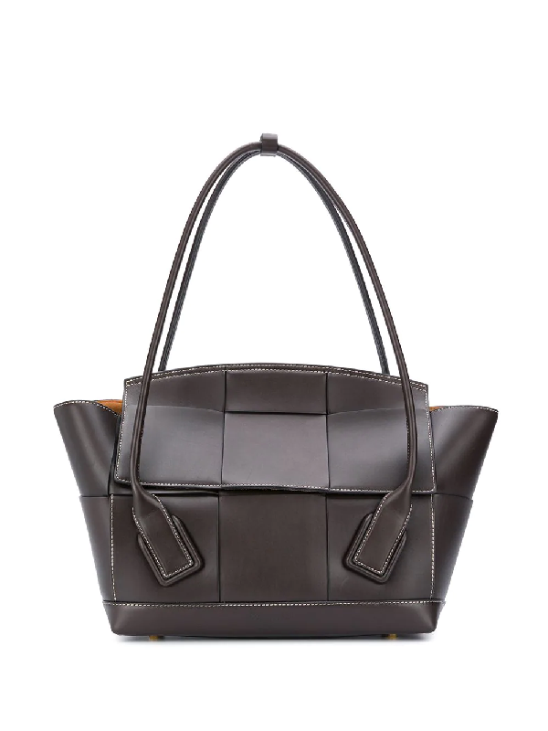 bottega veneta medium arco tote