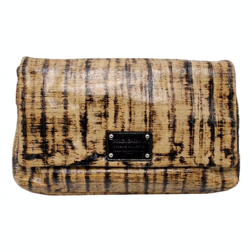 Pre-Owned Dolce & Gabbana Beige Patent Leather Clutch Bag | ModeSens