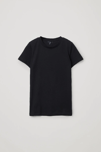 Cos Shrunken Organic Cotton T-shirt In Black