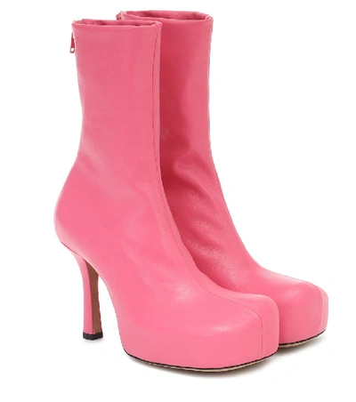 Bottega Veneta Bold Leather Ankle Boots In Pink