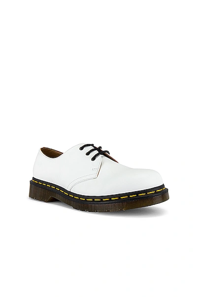 Dr. Martens' 1461 Smooth Buck In White