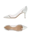 Gianvito Rossi Pumps In White