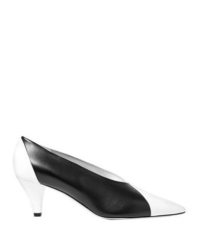 Givenchy Pumps In Black