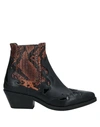 Janet & Janet Ankle Boot In Brown