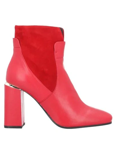 Bruno Premi Ankle Boot In Red