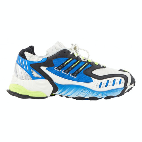 adidas cloth trainers