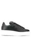 Alexander Mcqueen Round Head Lacing Low-cut Casual Sneakers In Black