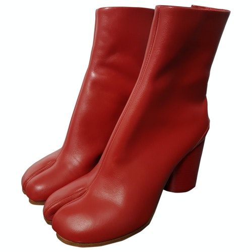 Pre-Owned Maison Margiela Tabi Red Leather Ankle Boots | ModeSens