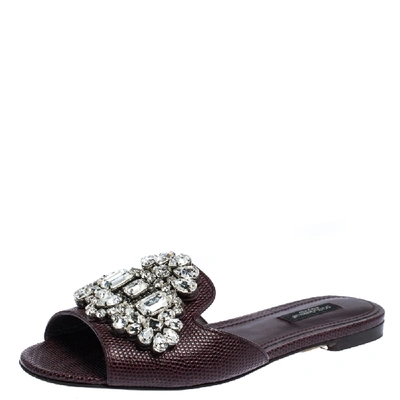Pre-owned Dolce & Gabbana Burgundy Lizard Embossed Leather Crystal Embellished Flat Slides Size 36