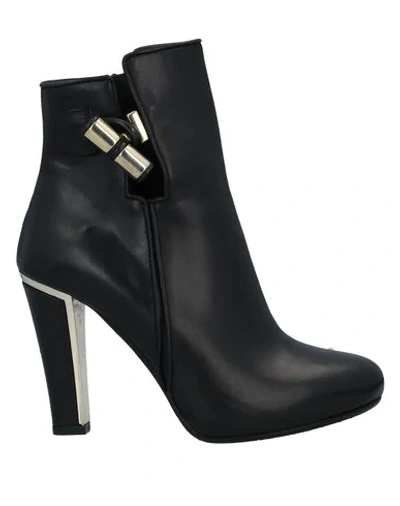 Albano Ankle Boot In Black