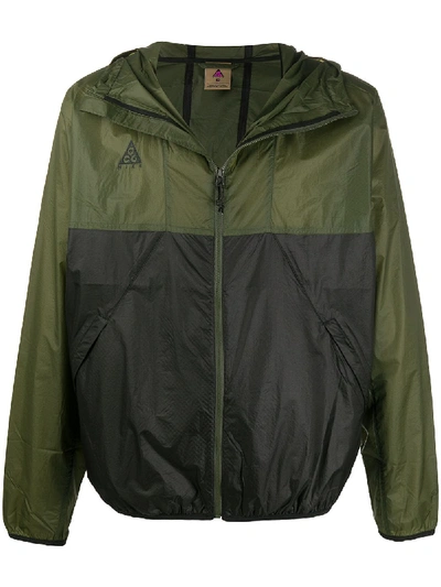 Nike Bi-colour Windbreaker In Green