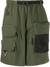 NIKE CARGO-POCKET SHORTS