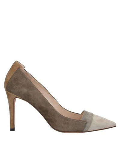 Pura López Pumps In Light Grey