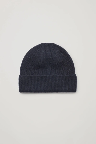Cos Oversized Cashmere Hat In Black