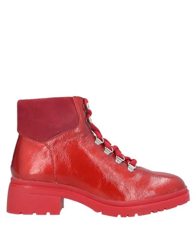 Wonders Ankle Boots In Red