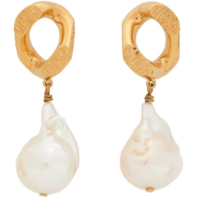 Burberry Chain Link Earrings W/ Pearl In Light Gold/white