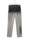 YOUNG VERSACE TEEN LOGO LIGHT-WASH JEANS