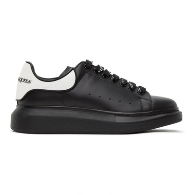 Alexander Mcqueen Exaggerated-sole Rubber-trimmed Leather Sneakers In Black/white