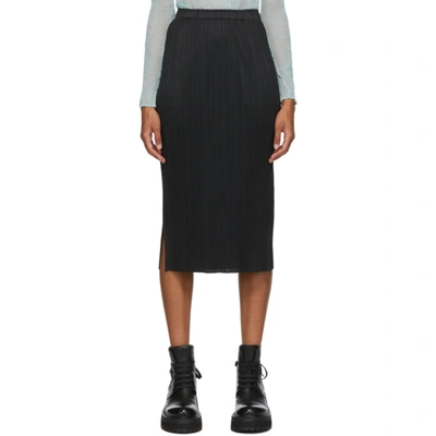 Issey Miyake Pleats Please  Black Pleated Mid-length Skirt In 15 Black