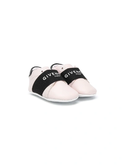 Givenchy Babies' Logo Embroidered Trainers In Pink