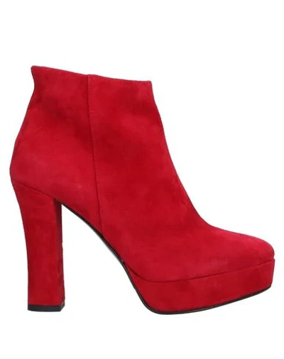 Albano Ankle Boot In Red
