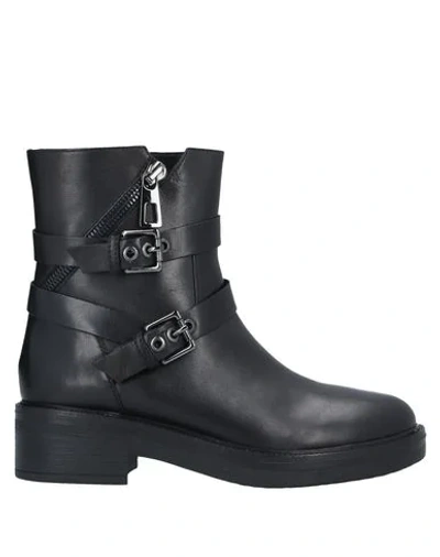 Bruno Premi Ankle Boot In Black