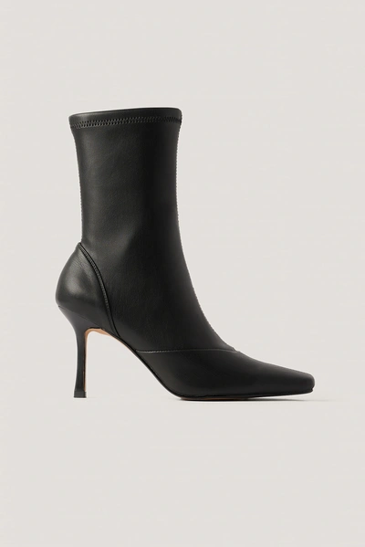 Na-kd Pointy Hourglass Boots - Black