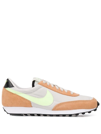 Nike Daybreak Low-top Trainers In Neutrals