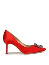 Manolo Blahnik Hangisi Pumps In Red