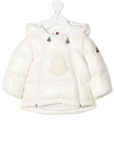 Moncler Babies' 连帽绗缝夹克 In White