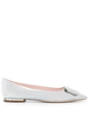 ROGER VIVIER ROGER VIVIER FLAT SHOES