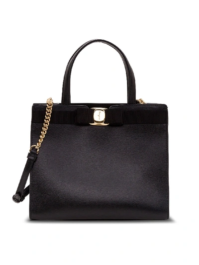 Ferragamo Vara Handbags In Black