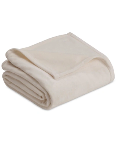 Vellux Plush Knit King Blanket Bedding In Ivory/cream