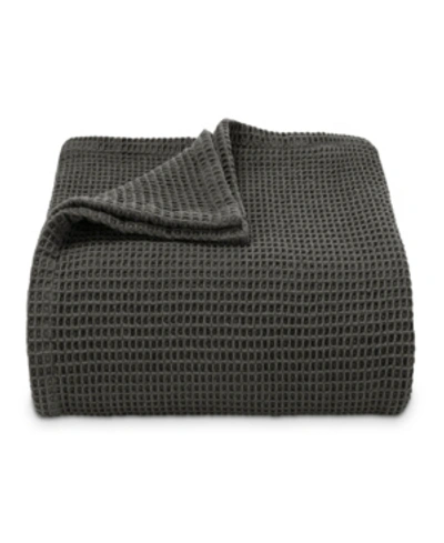 Vera Wang Waffleweave King Blanket In Charcoal