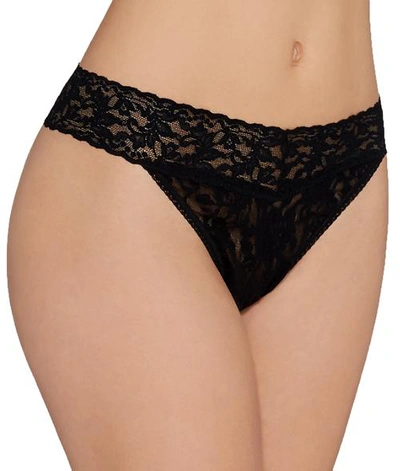 Hanky Panky Signature Lace Original-rise Rolled Thong In Black
