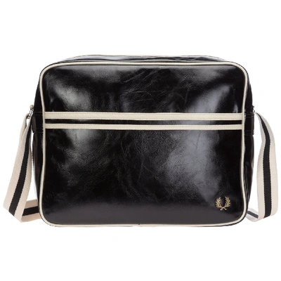 Fred Perry Star Crossbody Bags In Nero