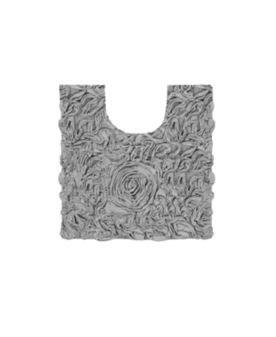 Home Weavers Bell Flower Bath Rug, 20" X 20" In Grey