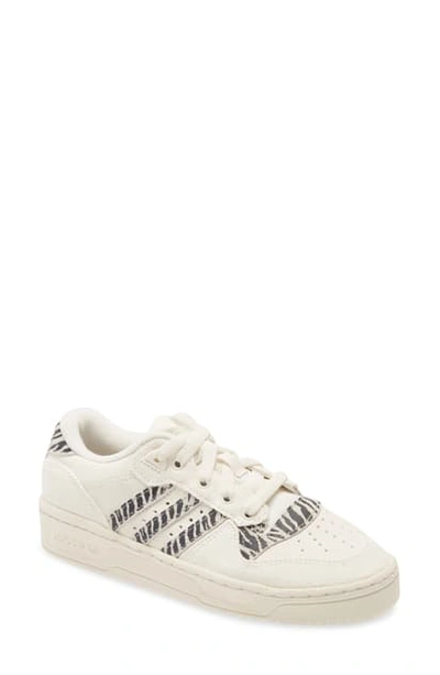 Adidas Originals Rivalry Low Sneaker In Clear Brown/ Core Black