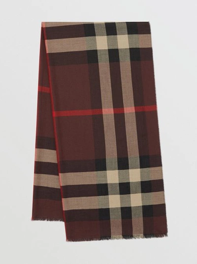 Burberry Reversible Check Cashmere Scarf In Burgundy