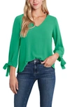 Cece Geo Print Tie Sleeve Top In Luxe Green