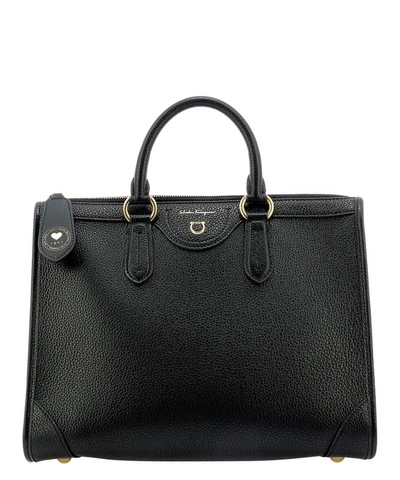 Ferragamo Salvatore  Women's 0735690 Black Leather Handbag