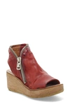 As98 Naylor Platform Wedge Sandal In Ginger