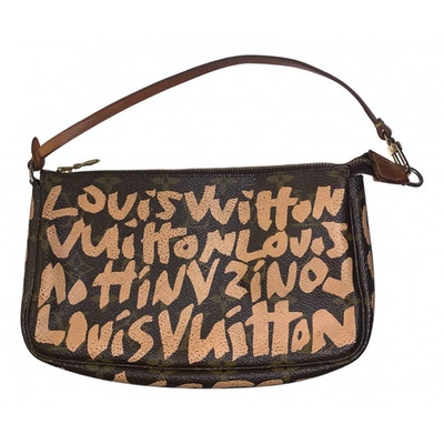 Pre-owned Louis Vuitton Pochette Accessoire Cloth Clutch Bag