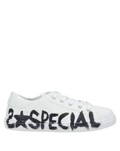 2star Sneakers In White