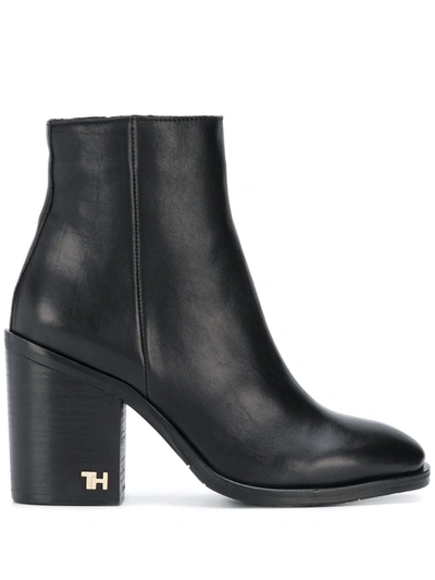 Tommy Hilfiger Block Heel Ankle Boots In Schwarz