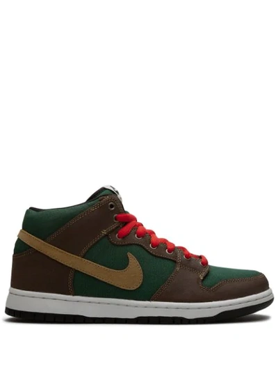 Nike Dunk Mid Sb Trainers In Green