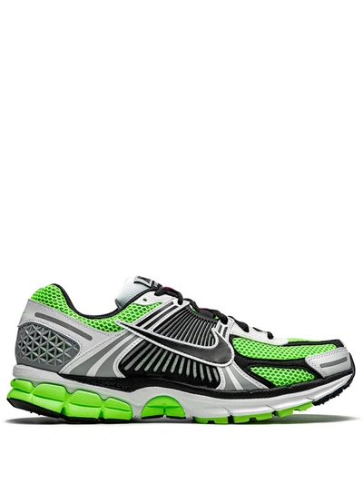 Nike Air Zoom Vomero 5 Se Sp Low-top Sneakers In Green