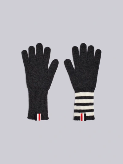 Thom Browne 4-bar Cashmere Gloves In Grey