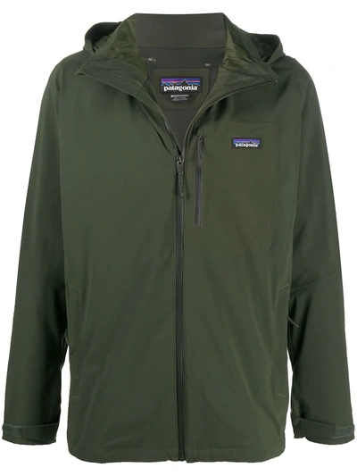 Patagonia Quandary Logo Patch Windbreaker In Green